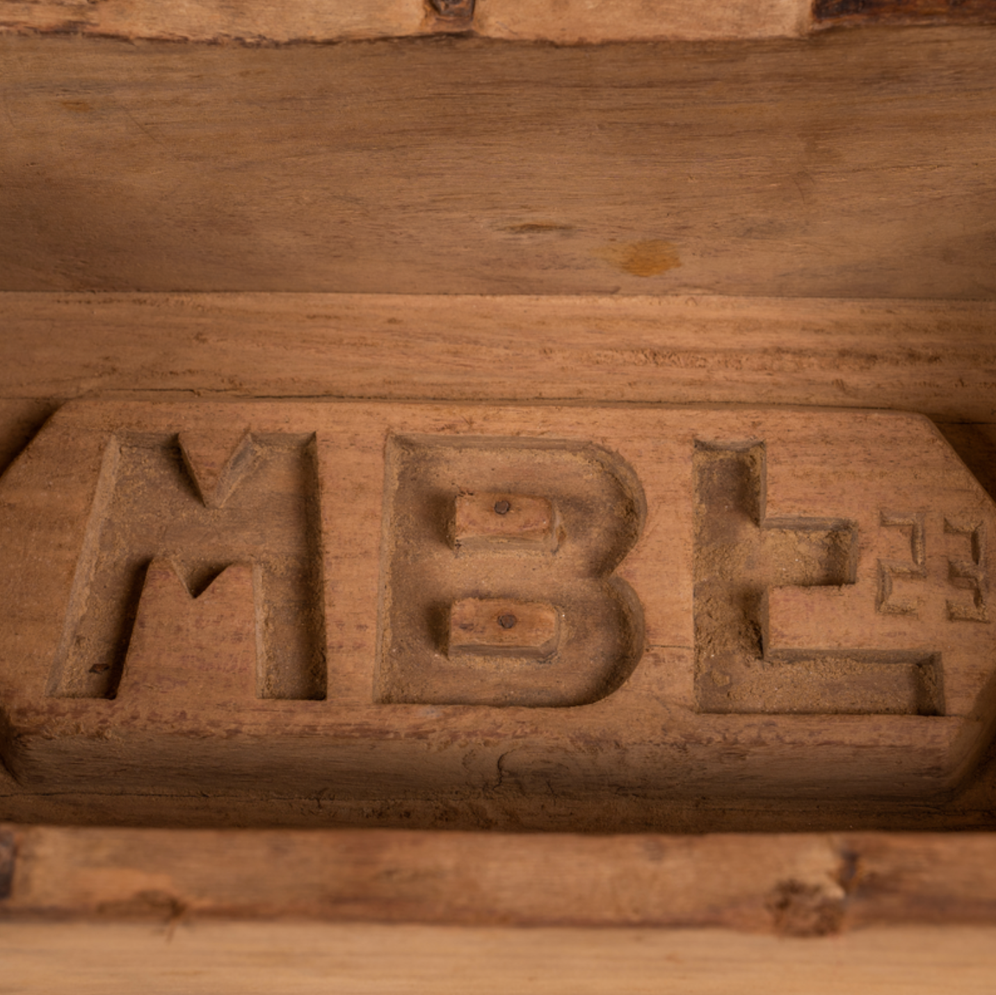 Wooden decoration tray (old stone mold)