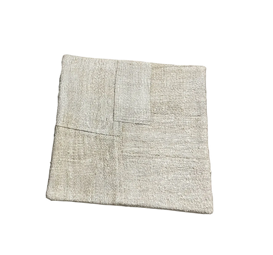 Kelim cushion off white