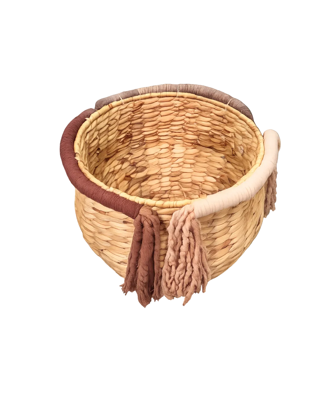 Waterhyacinth natural basket with tassels M