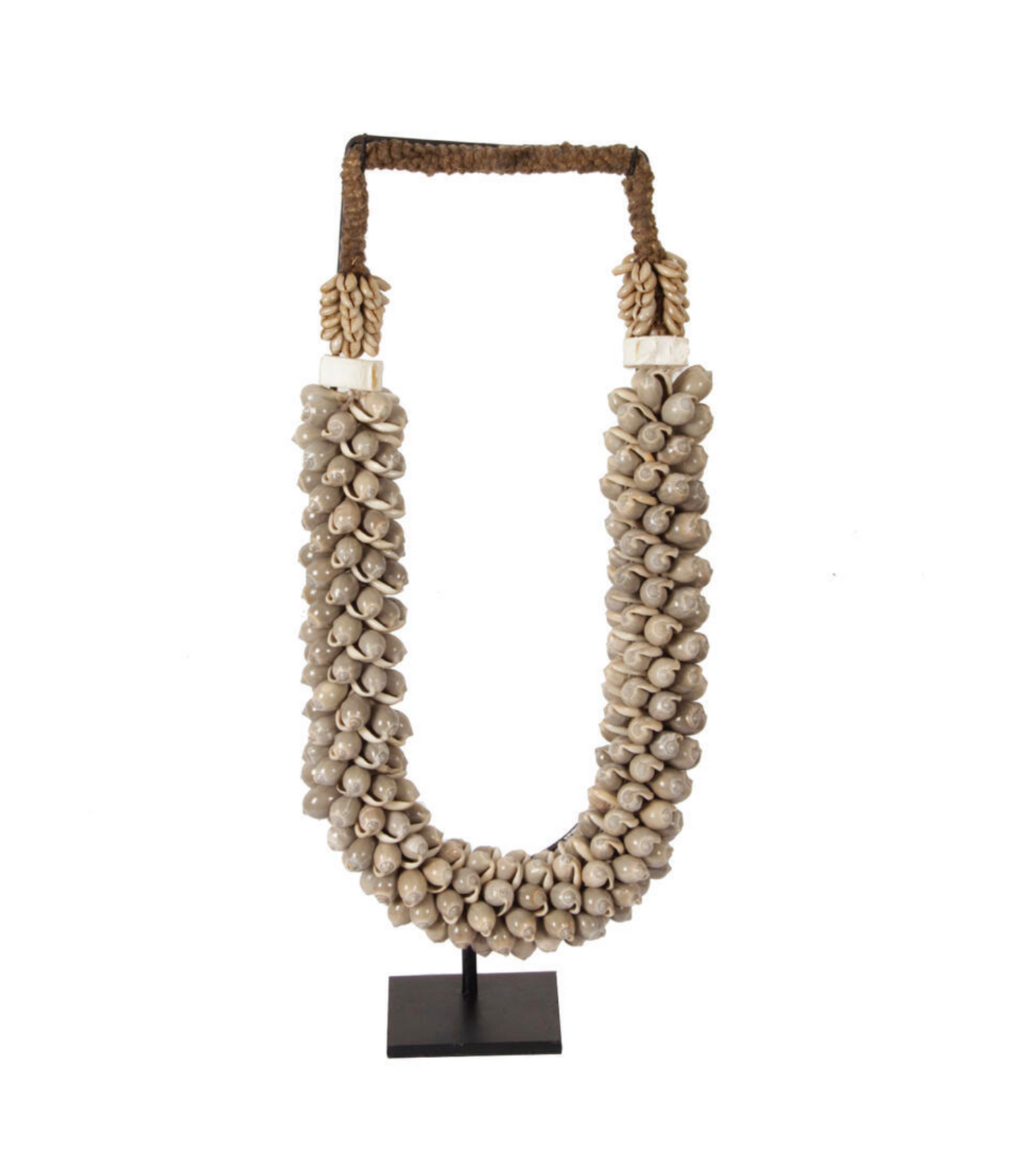 Decorative shell necklace | Taupe