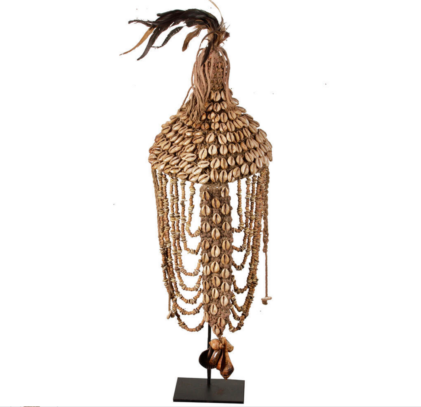 Tribal hat Sculpture with shells L